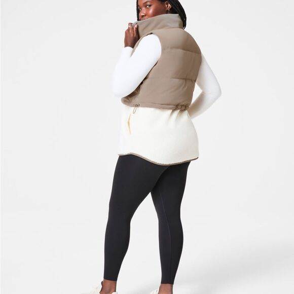 SPANX Cropped vest two in one vest and fleece - Picture 5 of 16